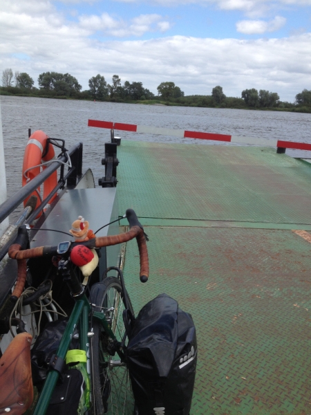 9712 13-7  Schackenburg ferry