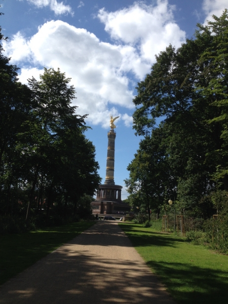 9753 17-7 statue