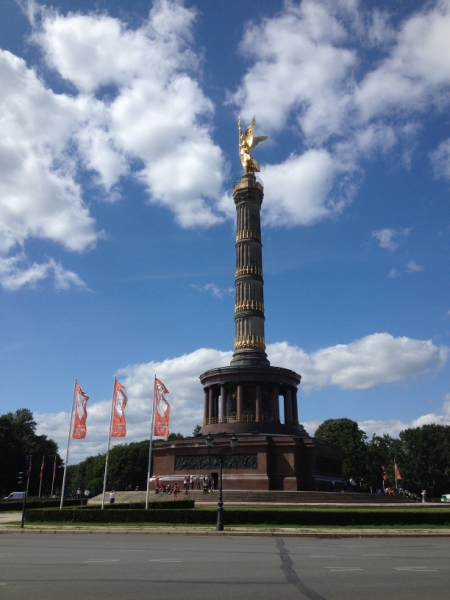 9755 17-7 statue