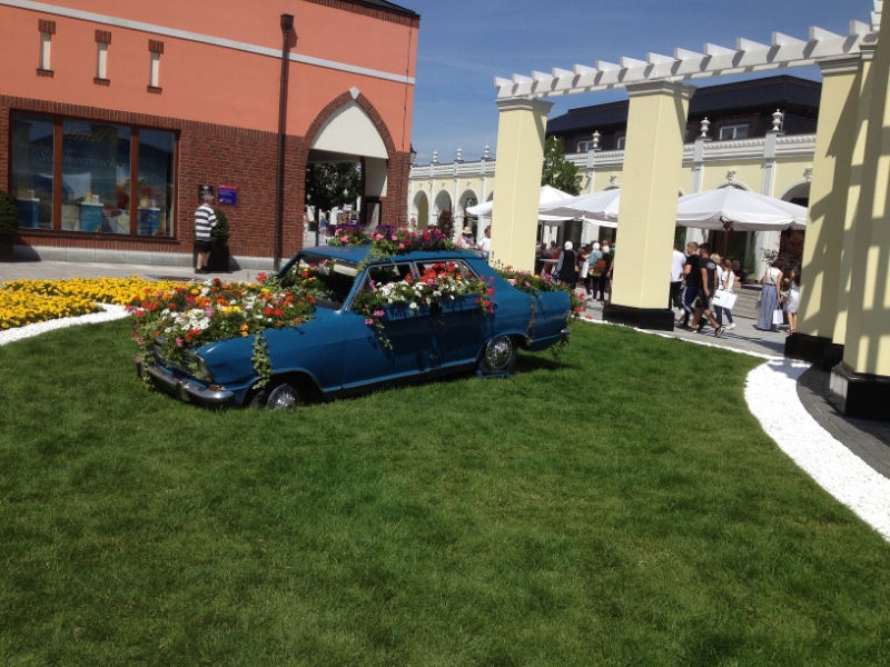 9789 18-7 Mobile garden?