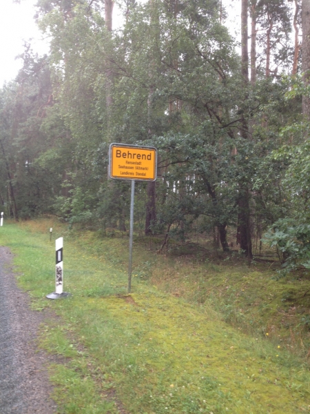 9822 22-7  signpost