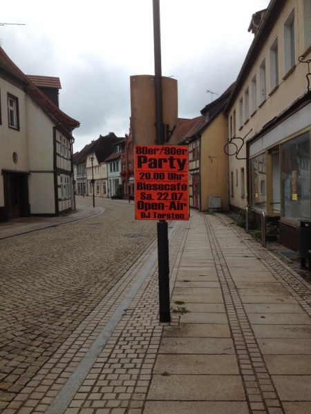 9828 22-7  party poster