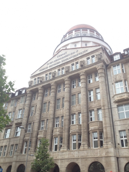 9869 24-7 building