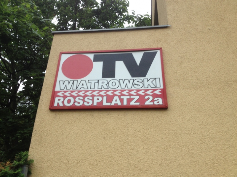9906 26-7 TV sign