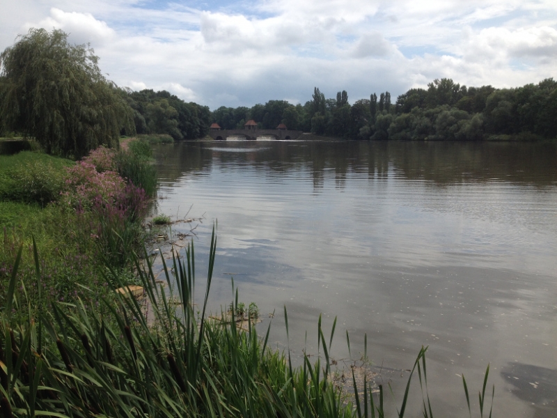 9934 27-7 Bridge and river