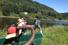 0063 7-8 BtS by the river