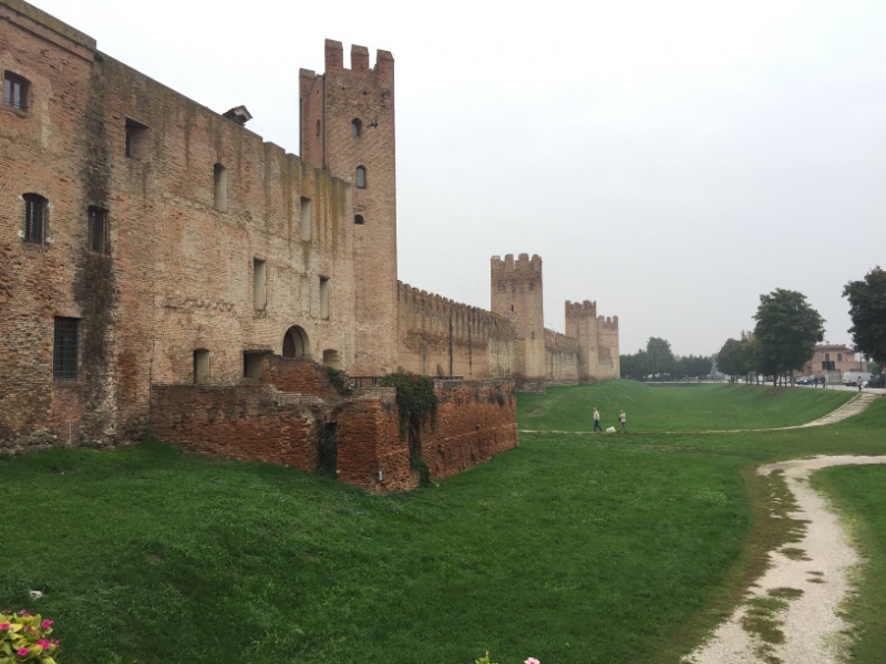 0122 5-10 Castle