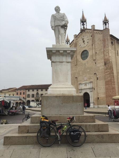 0124 5-10 Statue
