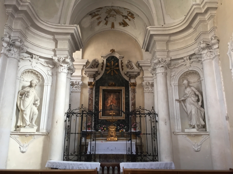 0153 6-10 altar