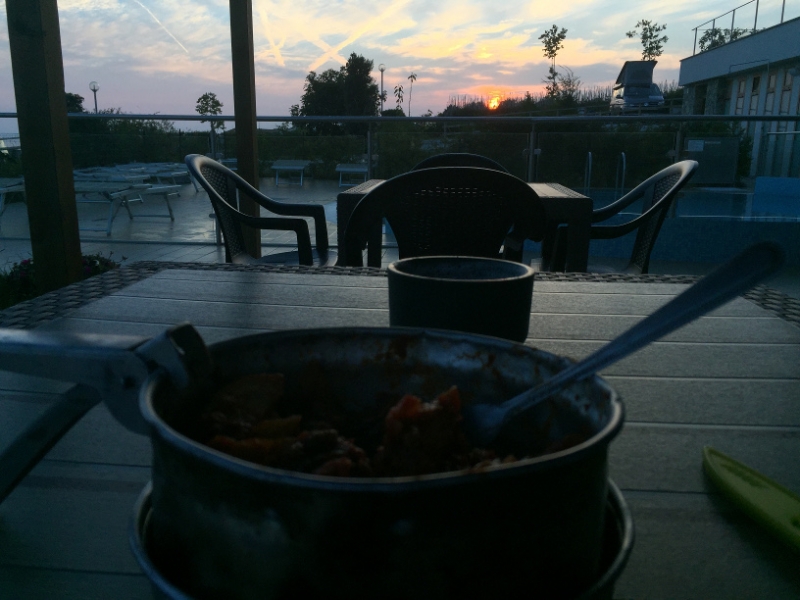 0368 17-10 dinner