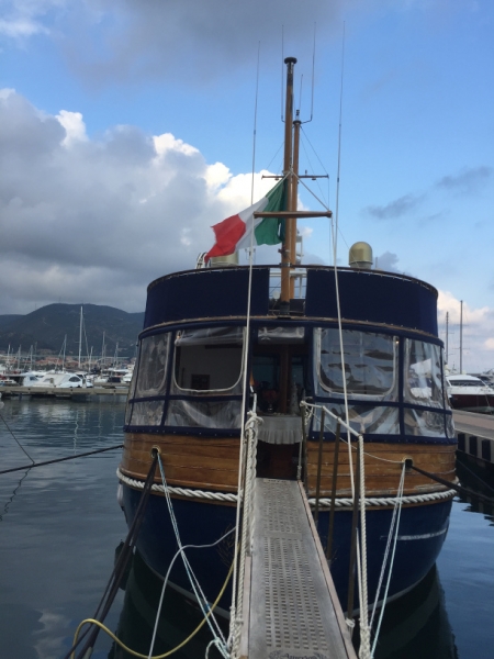 0382 18-10 Boat