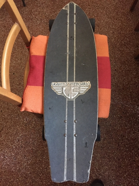 0400 19-10 Skateboard