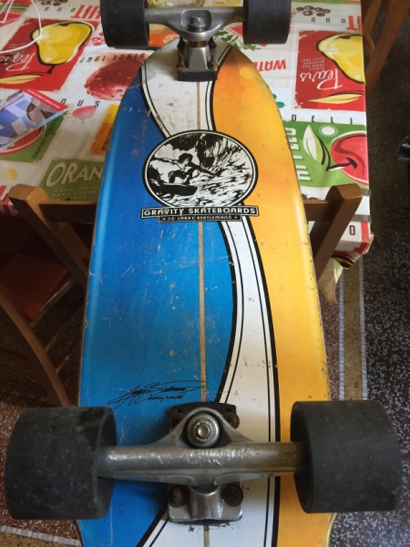 0404 19-10 Skateboard