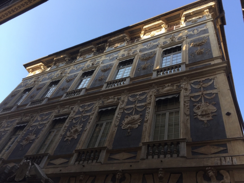0406 19-10 Building