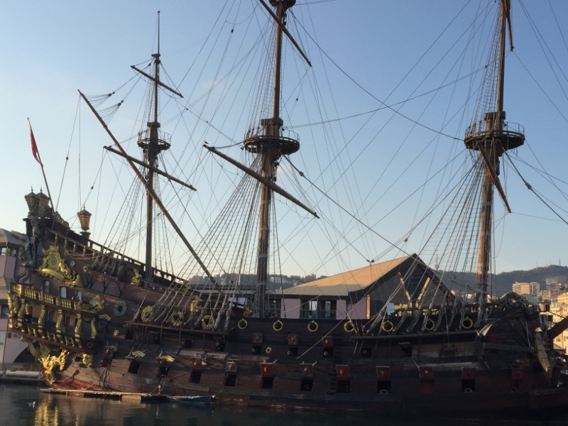 0410 19-10 Galleon Neptune
