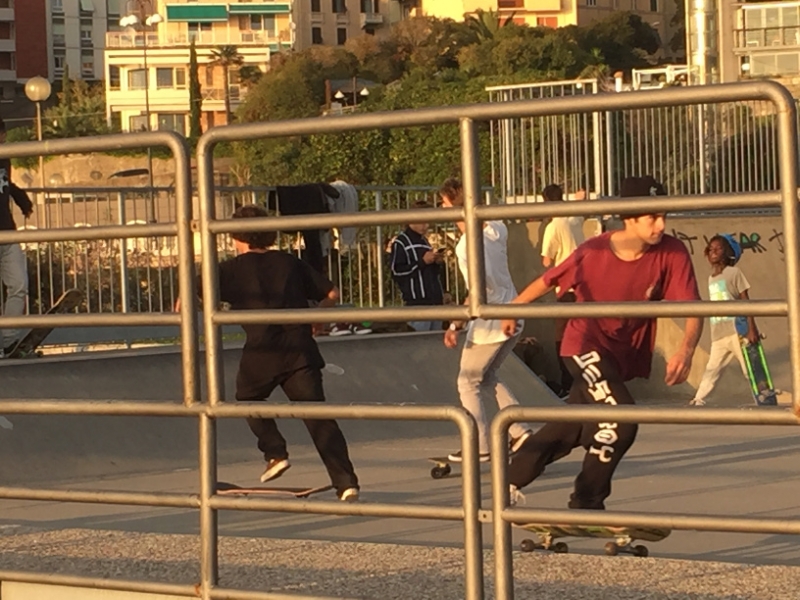 0422 20-10 Skate park