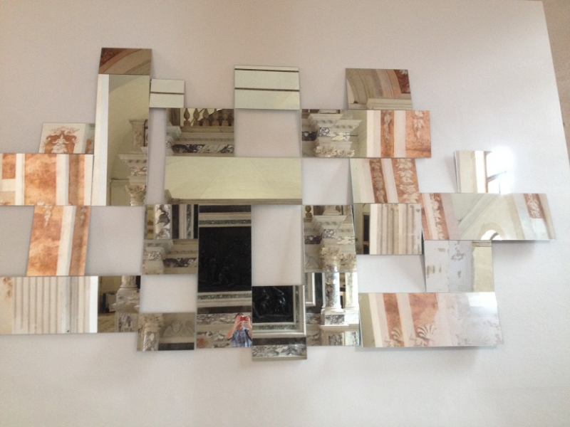 1075  20-9 Mirrors