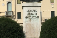 0091 4-10 Garibaldi bust