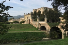 0109 4-10 Palace