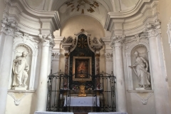 0153 6-10 altar