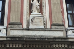 0374 18-10 Statue Jacobys Varaginensis