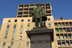 0409 19-10 Statue