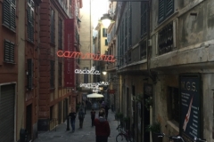 0412 19-10 Cobbled street