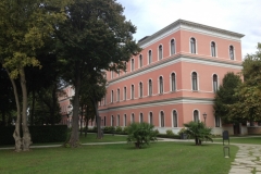 1072  20-9 Building