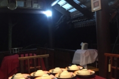 9472  12-7-19 table setting