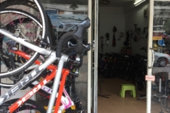 9521  18-7-19 bike shop