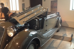 1819 19-10 Malaga car museum