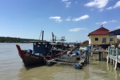 5904 11-2-19  River boat