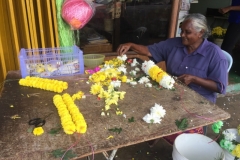 6366 22-2-19 flower garlands