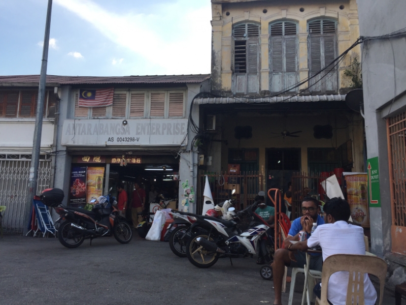 4997 1-1-19 Motorbike parking