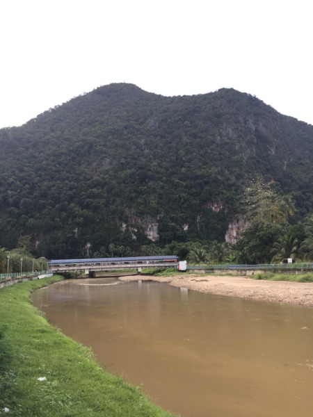 5041 4-1-19 river