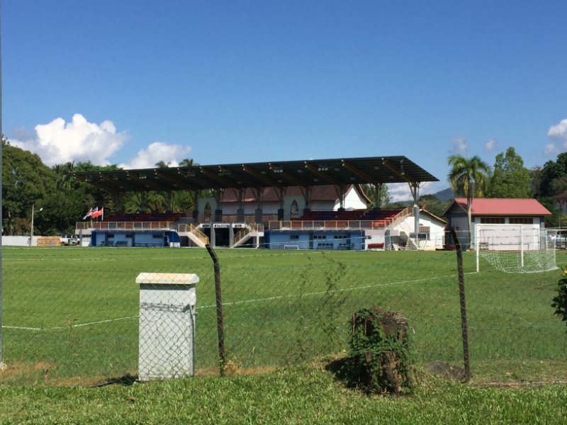5046 5-1-19 football terraces