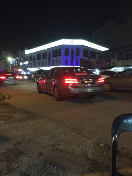 5221  10-1-19  cars