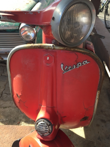 5264  11-1-19 Vespa