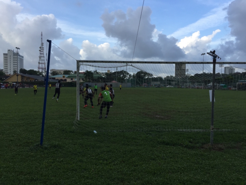 5292  12-1-19 football