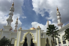 5195  10-1-19  mosque