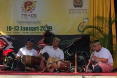 5289  12-1-19 band