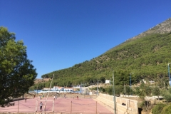0533 25-10 Football pitch