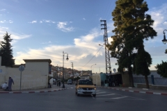0570 27-10 Road into town