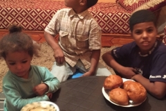 0642 1-11Family dinner