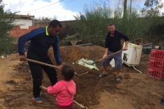 0717 3-11 Digging.