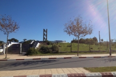 4921 16-1 Sculpture and park
