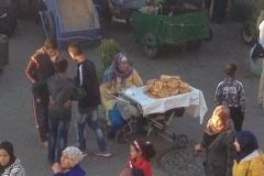 5639 28-1 street seller