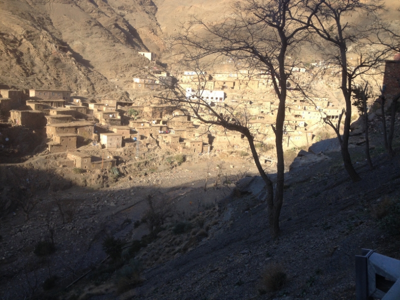 5823 1-2 Village