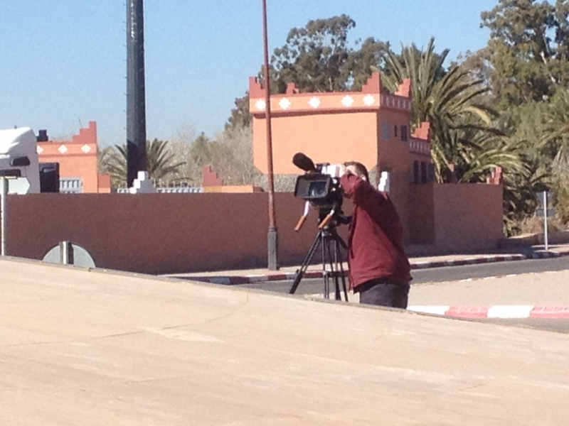6047 4-2 cameraman