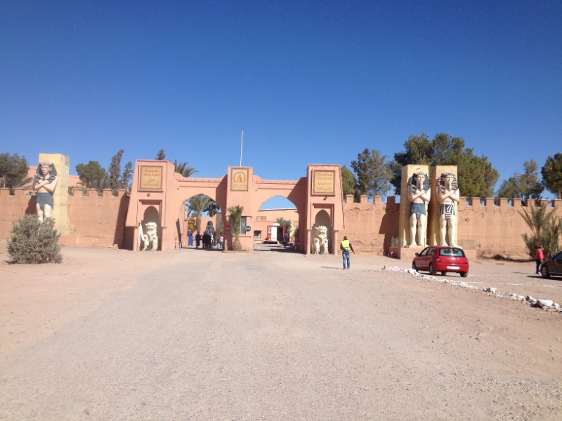 6050 4-2 Egyptian gate